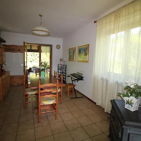 Villa House With Lake View And Giardino Miasino