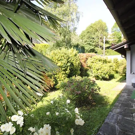 House With Lake View And Giardino Miasino